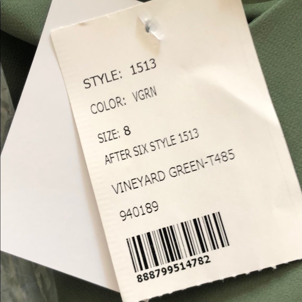 Dress - Picture 6 of 14